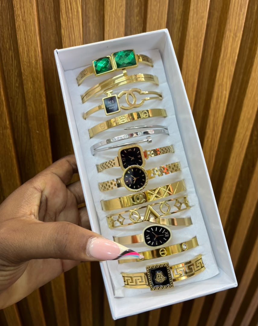 Gold Statement Bangle (Assorted Designs)